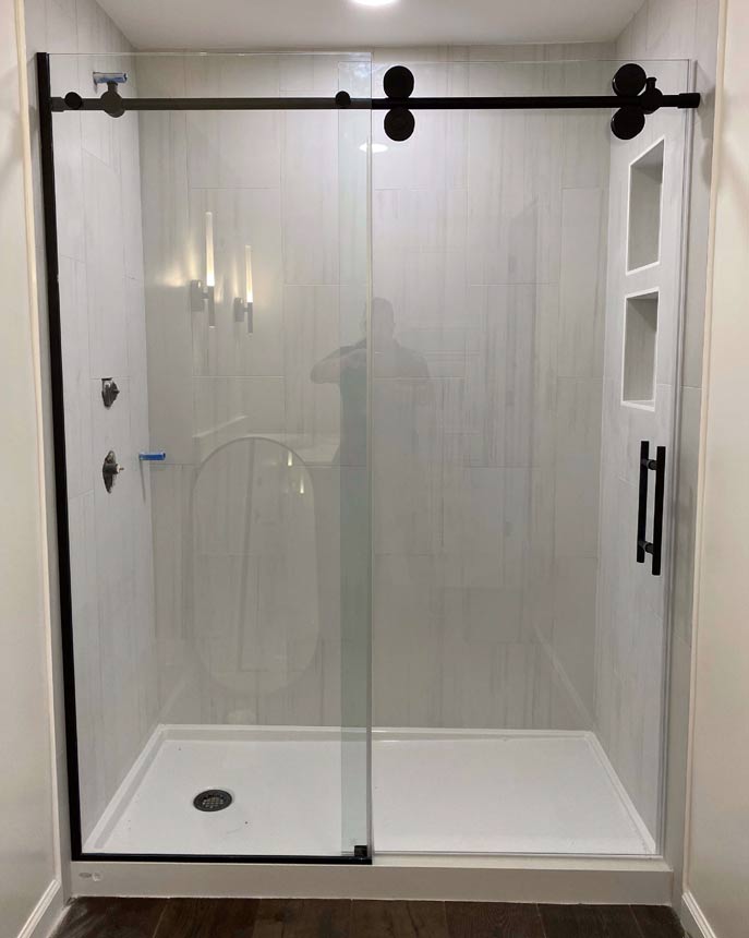 Frameless Shower Doors (Example 3)